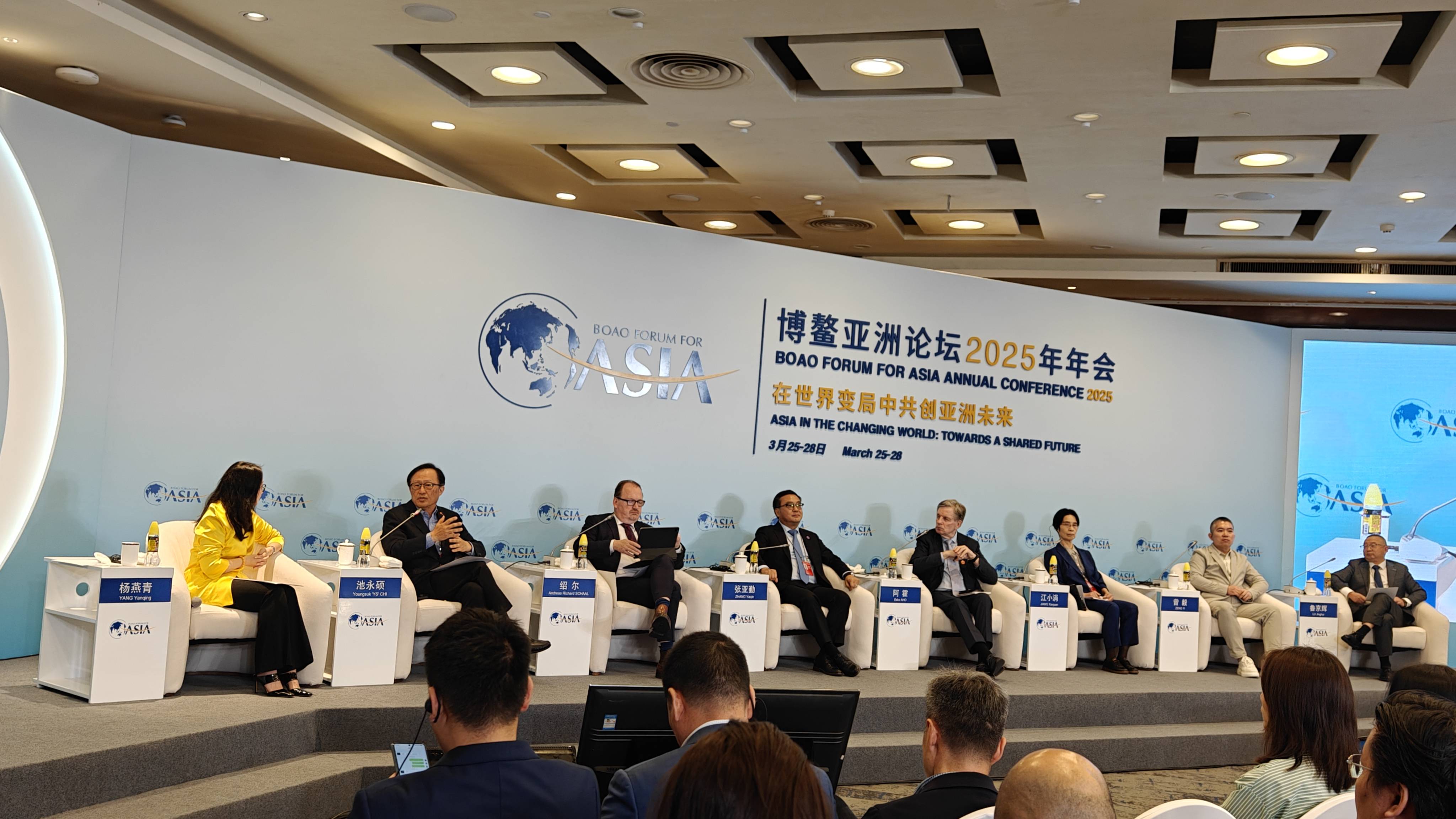 江小涓：很遗憾AI 治理的原则不能落地；DS使AI从垄断变为真正竞争，市场会自发解决问题